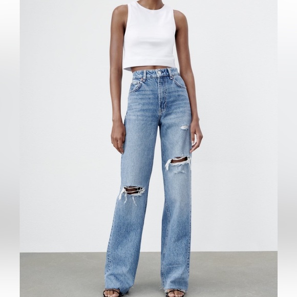 Ripped Wide Leg Jeans. Sized up for oversized look but they were too big. - Picture 3 of 3